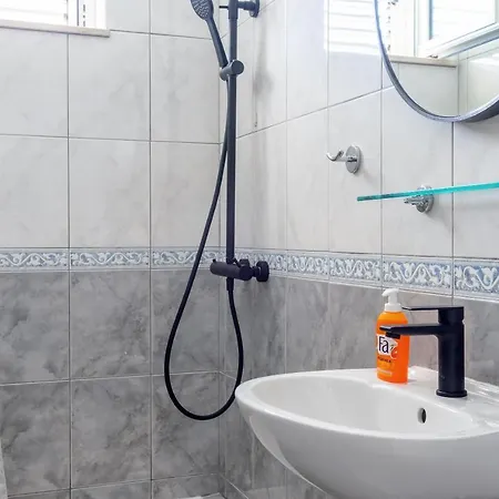 Hostel Skansi Χβαρ