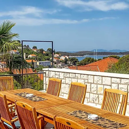 Skansi Hostel Hvar Town