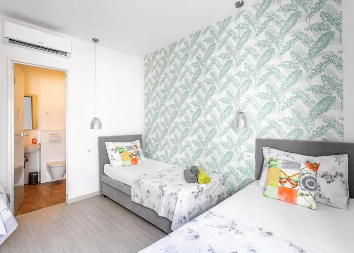 Hostel Skansi Hvar Town