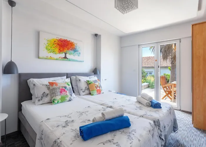 호스텔 스칸시 *