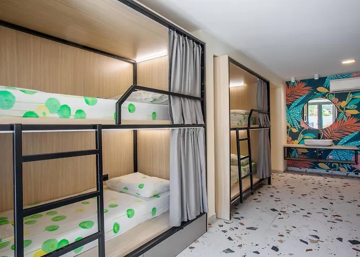 스칸시 * 흐바르