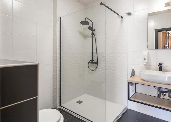 스칸시 * 흐바르